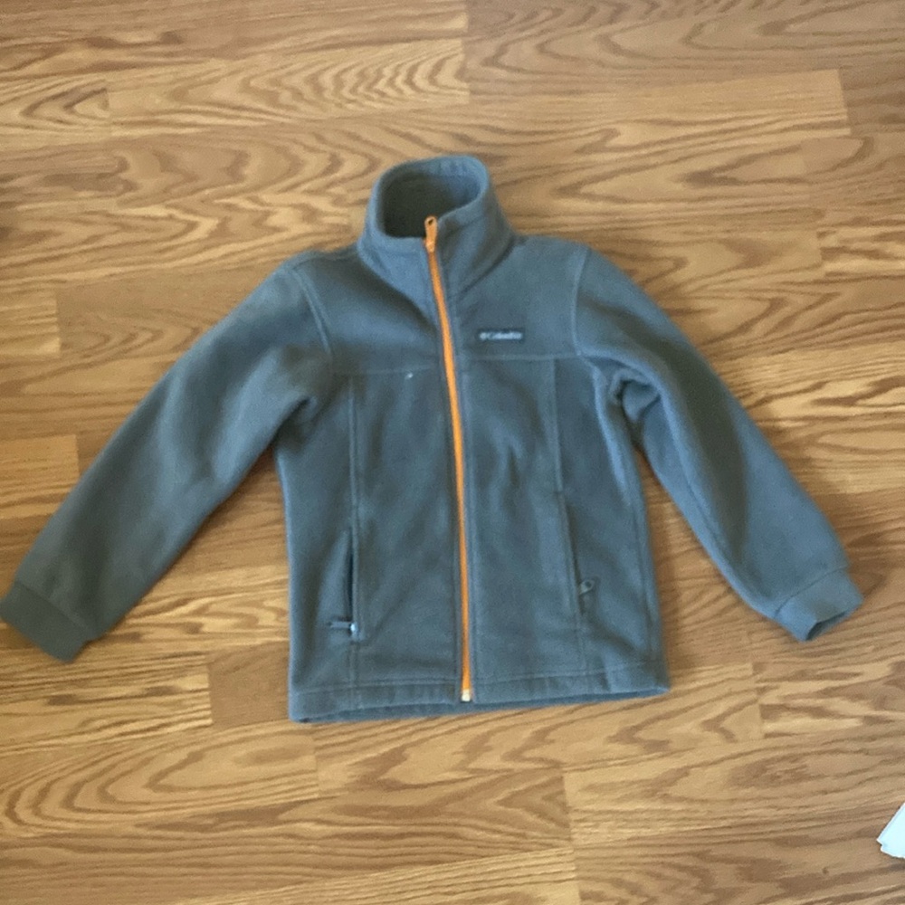 Columbia Charcoal Fleece Jacket with Vibrant Orange Zipper
